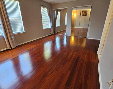 503 Brokaw Court - Photo Thumbnail 14