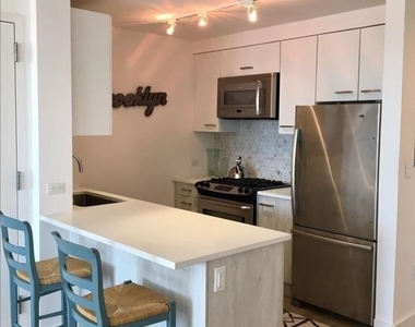 267 Pacific Street - Photo Thumbnail 2