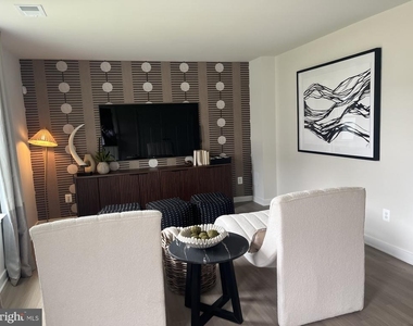 16 Lyriq Court - Photo Thumbnail 18