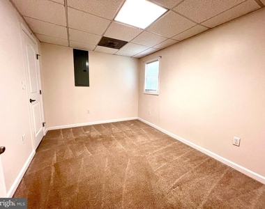 208 Telegraph Road - Photo Thumbnail 6