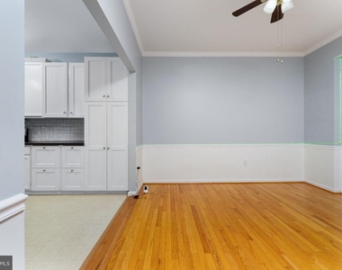 8708 Farnham Way - Photo Thumbnail 4