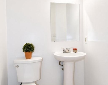 12723 Perchance Terrace - Photo Thumbnail 17