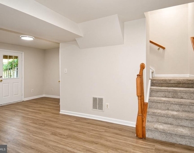 12723 Perchance Terrace - Photo Thumbnail 31