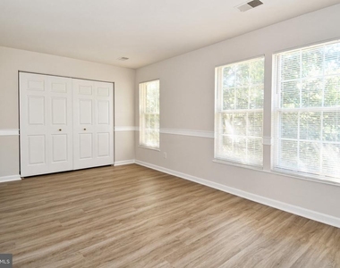 12723 Perchance Terrace - Photo Thumbnail 25