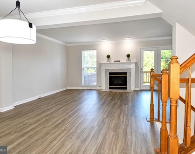 12723 Perchance Terrace - Photo Thumbnail 7