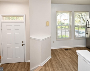 12723 Perchance Terrace - Photo Thumbnail 6