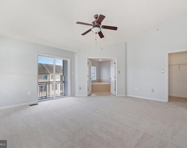 15522 John Diskin Circle - Photo Thumbnail 24