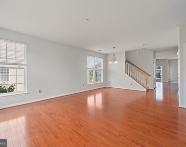 15522 John Diskin Circle - Photo Thumbnail 13