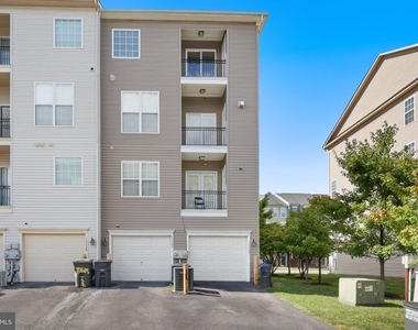 15522 John Diskin Circle - Photo Thumbnail 3