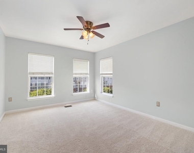 15522 John Diskin Circle - Photo Thumbnail 28