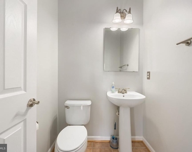 15522 John Diskin Circle - Photo Thumbnail 33