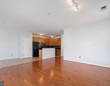 15522 John Diskin Circle - Photo Thumbnail 18