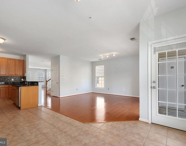 15522 John Diskin Circle - Photo Thumbnail 19