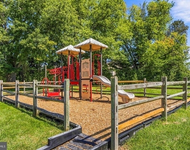 14063 Winding Ridge Lane - Photo Thumbnail 31