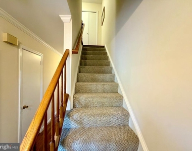 8535 Hilltop Road - Photo Thumbnail 8