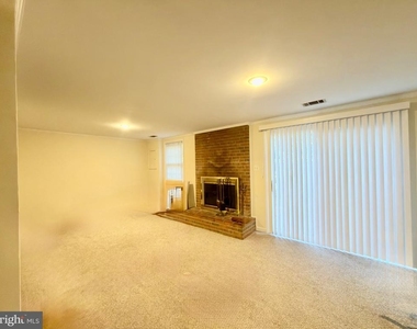 8535 Hilltop Road - Photo Thumbnail 21