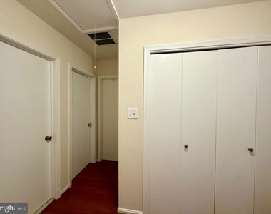 8535 Hilltop Road - Photo Thumbnail 9