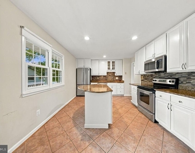 1632 Morrill Court - Photo Thumbnail 11