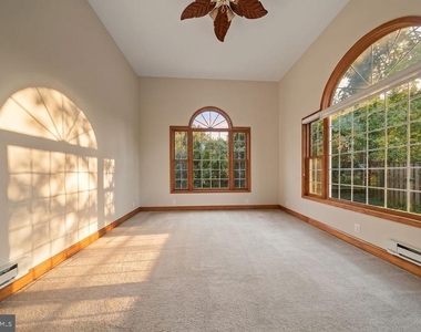 1632 Morrill Court - Photo Thumbnail 8