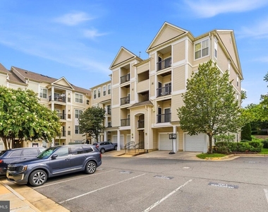 11349 Aristotle Drive - Photo Thumbnail 4