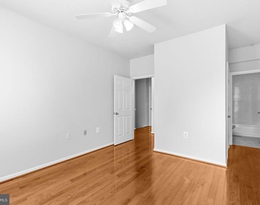 11349 Aristotle Drive - Photo Thumbnail 13
