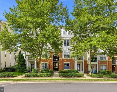 11349 Aristotle Drive - Photo Thumbnail 2