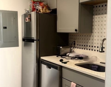 3245 Rio Drive - Photo Thumbnail 6