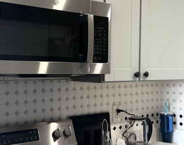 3245 Rio Drive - Photo Thumbnail 8