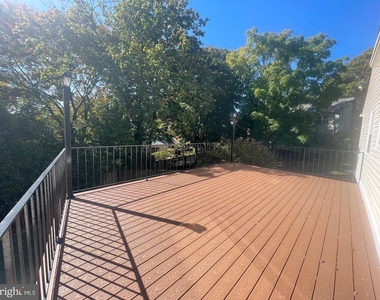 3905 Flagstone Terrace - Photo Thumbnail 16