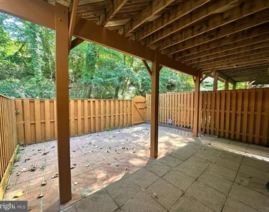 6025 Crocus Court - Photo Thumbnail 30