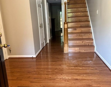 6025 Crocus Court - Photo Thumbnail 2