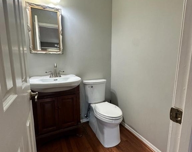 6025 Crocus Court - Photo Thumbnail 25