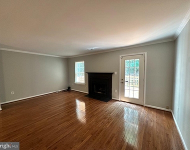 6025 Crocus Court - Photo Thumbnail 22