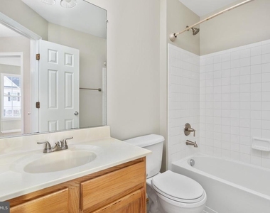 7582 Great Swan Court - Photo Thumbnail 17