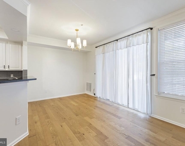 6825 Brindle Heath Way - Photo Thumbnail 4