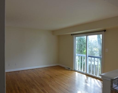 4216 Mosby Street - Photo Thumbnail 4