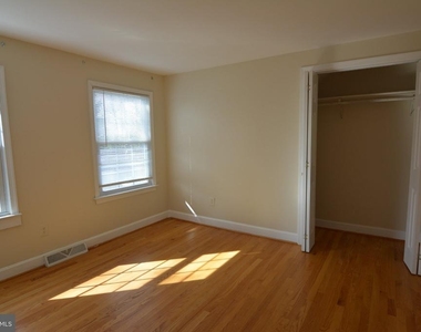4216 Mosby Street - Photo Thumbnail 14