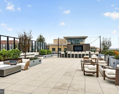 3030 Potomac Avenue - Photo Thumbnail 17