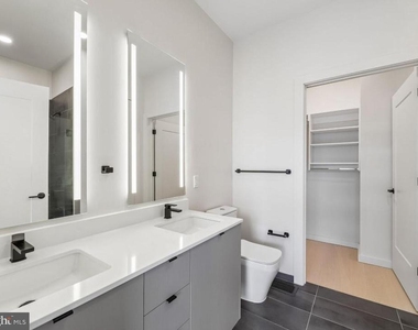 3030 Potomac Avenue - Photo Thumbnail 11
