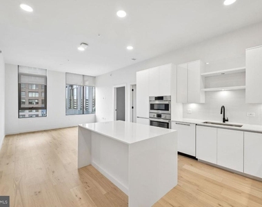 3130 Potomac Avenue - Photo Thumbnail 1
