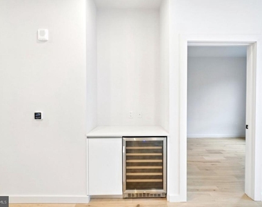 3130 Potomac Avenue - Photo Thumbnail 15