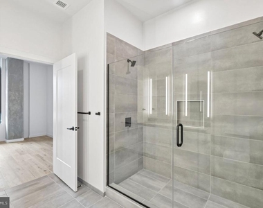 3130 Potomac Avenue - Photo Thumbnail 13