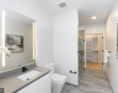 3130 Potomac Avenue - Photo Thumbnail 7