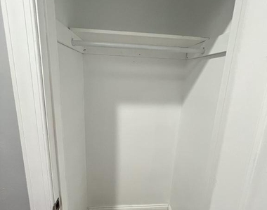 1611 Ridge Avenue - Photo Thumbnail 13