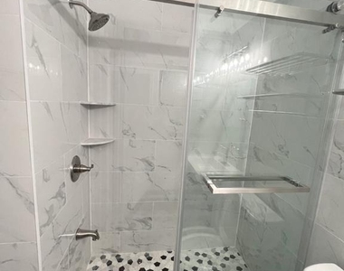 1611 Ridge Avenue - Photo Thumbnail 33