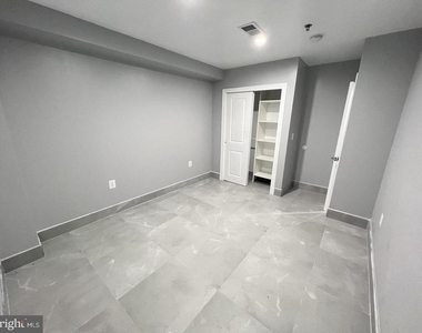 1611 Ridge Avenue - Photo Thumbnail 22