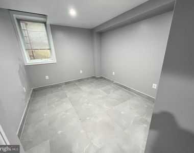 1611 Ridge Avenue - Photo Thumbnail 23