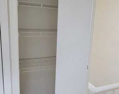 5211 Glenloch Street - Photo Thumbnail 12