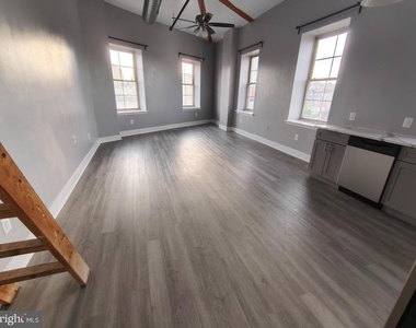 1020 Hamilton Street - Photo Thumbnail 16
