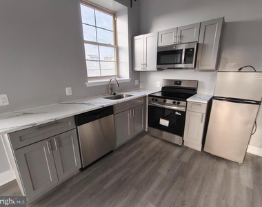 1020 Hamilton Street - Photo Thumbnail 17